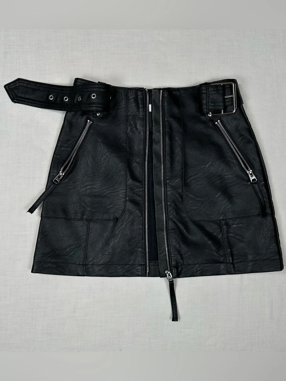 NWT Topshop Faux Leather Mini Skirt Size 4P Petite Belted Front Zipper Chic Edgy